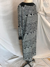 Robe de soie noire et blanche