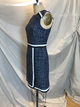 Ensemble robe tailleur marine et blanc