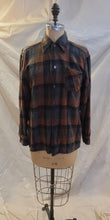 Chemise carreautée rouille en laine