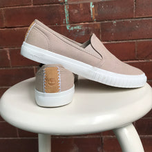 Slip-ons beiges