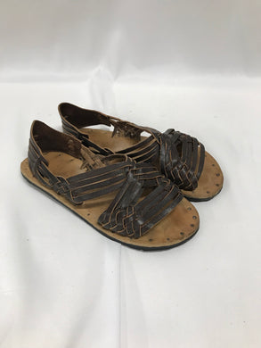 Sandales tressées cuir brun