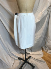 Jupe tailleur blanche