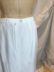 Jupe tailleur blanche