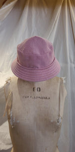 Bucket hat rose