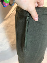 Jupe droite en laine kaki