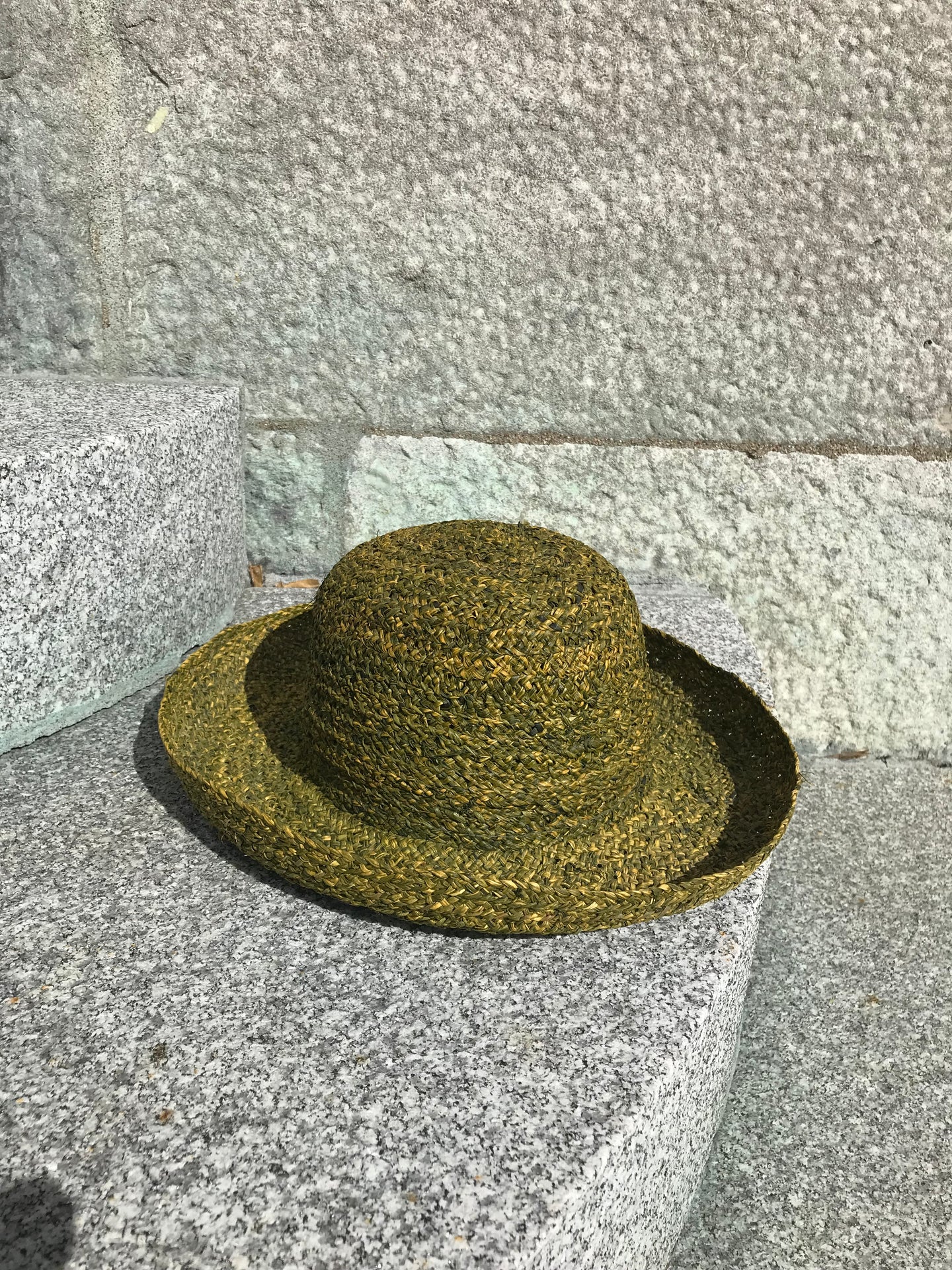 Chapeau rond tressé
