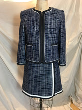Ensemble robe tailleur marine et blanc