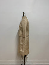 Ensemble tailleur robe et veston beige métallique