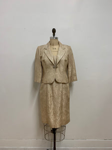 Ensemble tailleur robe et veston beige métallique