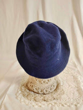 Chapeau cloche laine marine