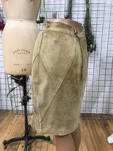 Jupe en suède beige