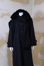 Long manteau de laine marine