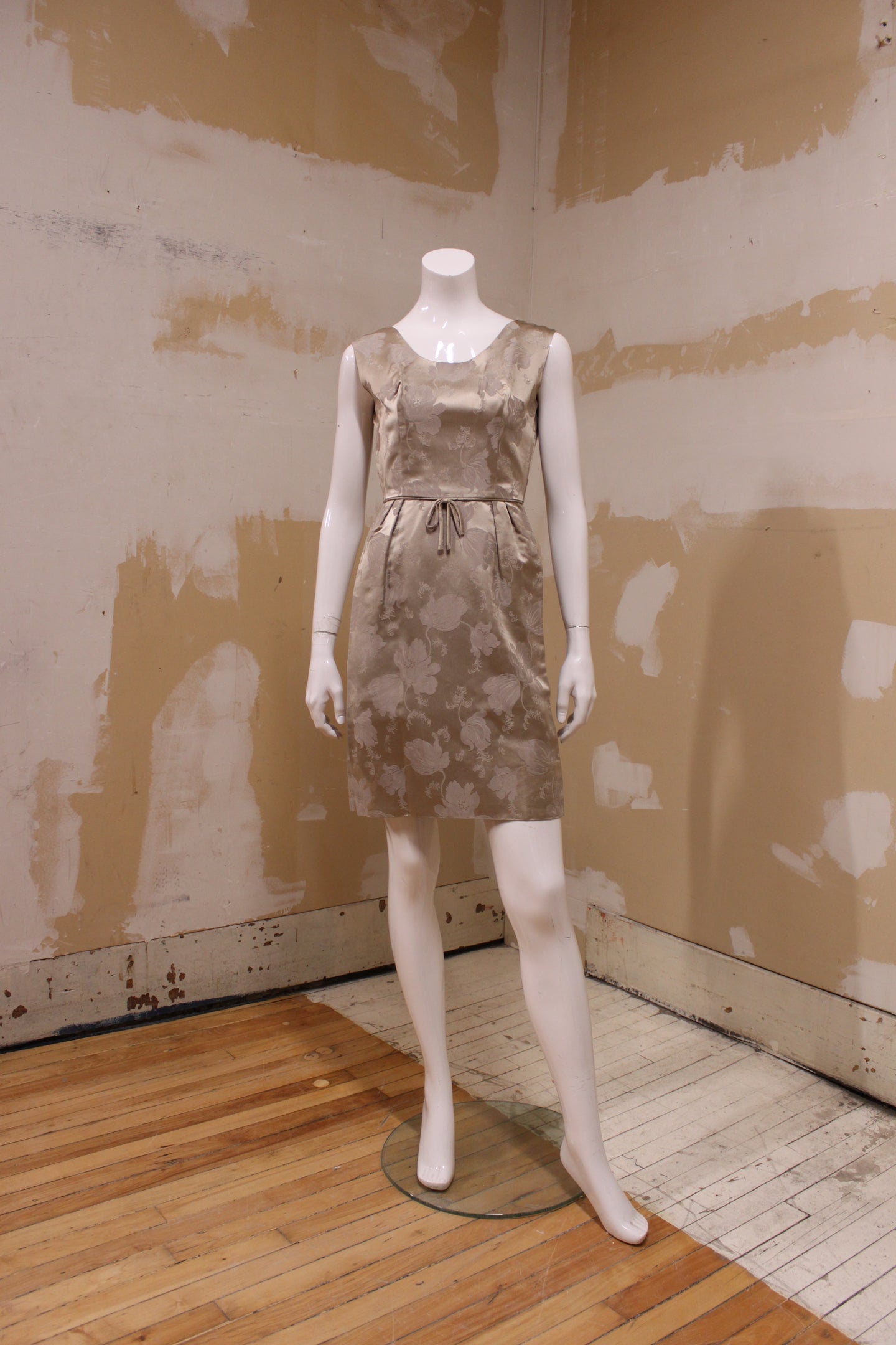 Robe tapisserie satin sable