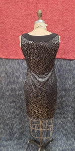 Robe noire à paillettes