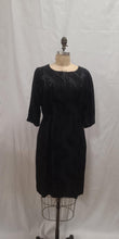 Robe noire jacquard satiné