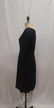 Robe noire jacquard satiné