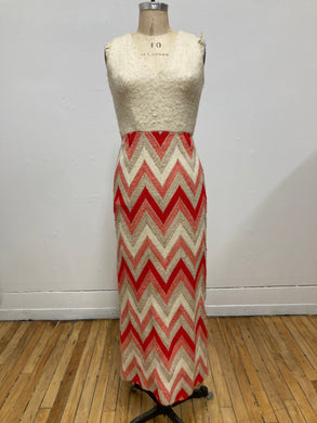 Robe de laine à chevrons