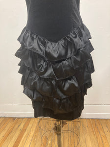 Robe de soirée velours et froufrous
