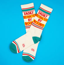 Chaussettes de sport "Facilement distrait par les seins"