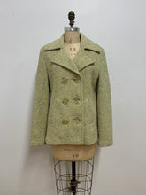 Manteau de laine vert pâle
