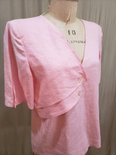 Blouse de lin rose pâle