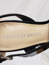 Sandales de cuir vernis noir vintage