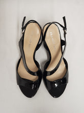 Sandales de cuir vernis noir vintage