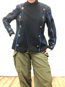 Blazer court style militaire