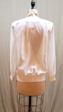 Blouse satinée blanche