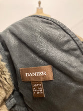 Manteau de cuir et fourrure