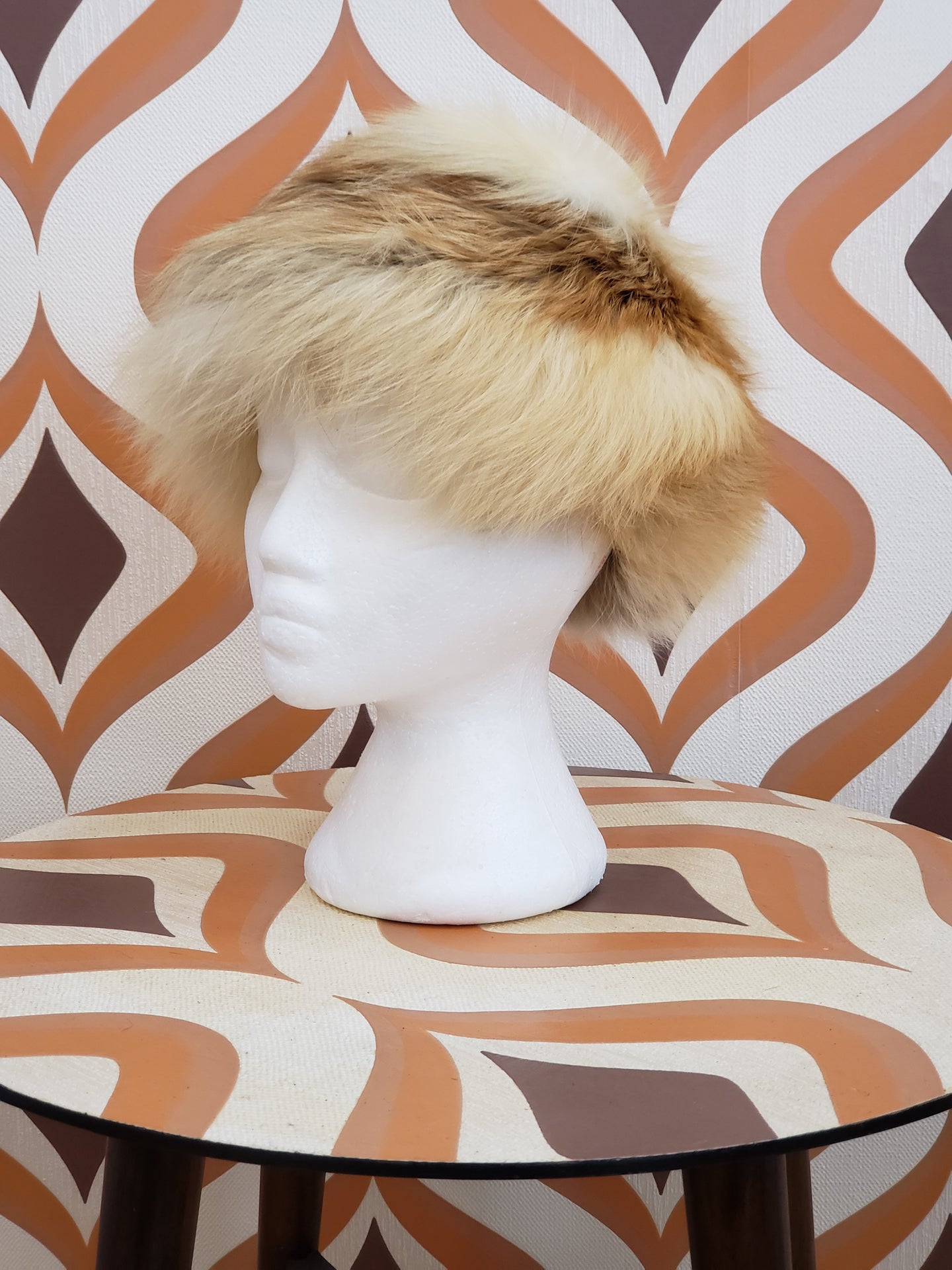 Chapeau de fourrure véritable vintage