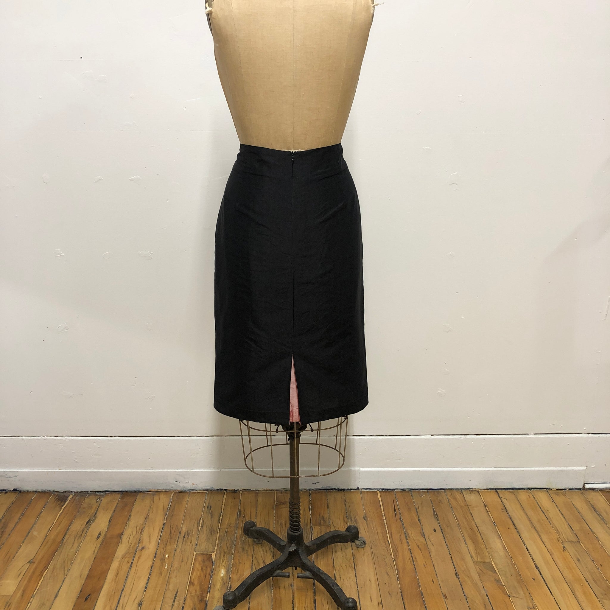 Jupe de soie noire vintage Boutique Raymond IV