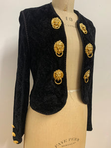Veste de laine ornements lion d'or
