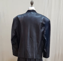 Veste tailleur de cuir noir