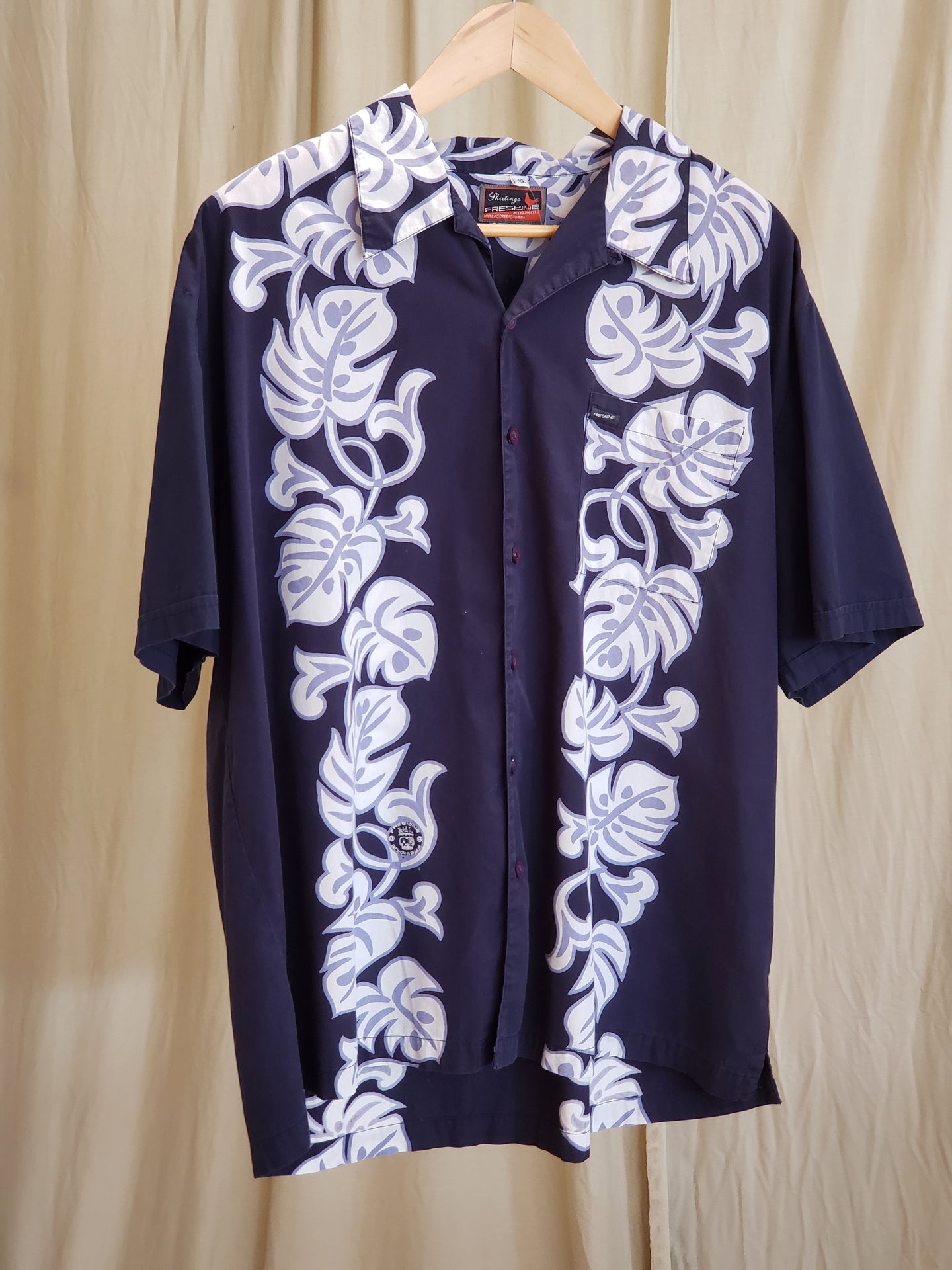 Chemise tropicale manches courtes