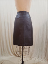 Jupe mi-longue cuir brun vintage