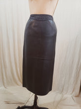 Jupe longue cuir noir vintage