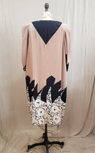 Robe tunique à motifs de fleurs abstraits