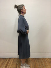 Robe à manche longue grise vintage