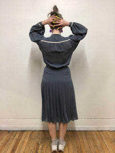 Robe à manche longue grise vintage