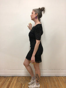 Robe de soie perles et paillettes